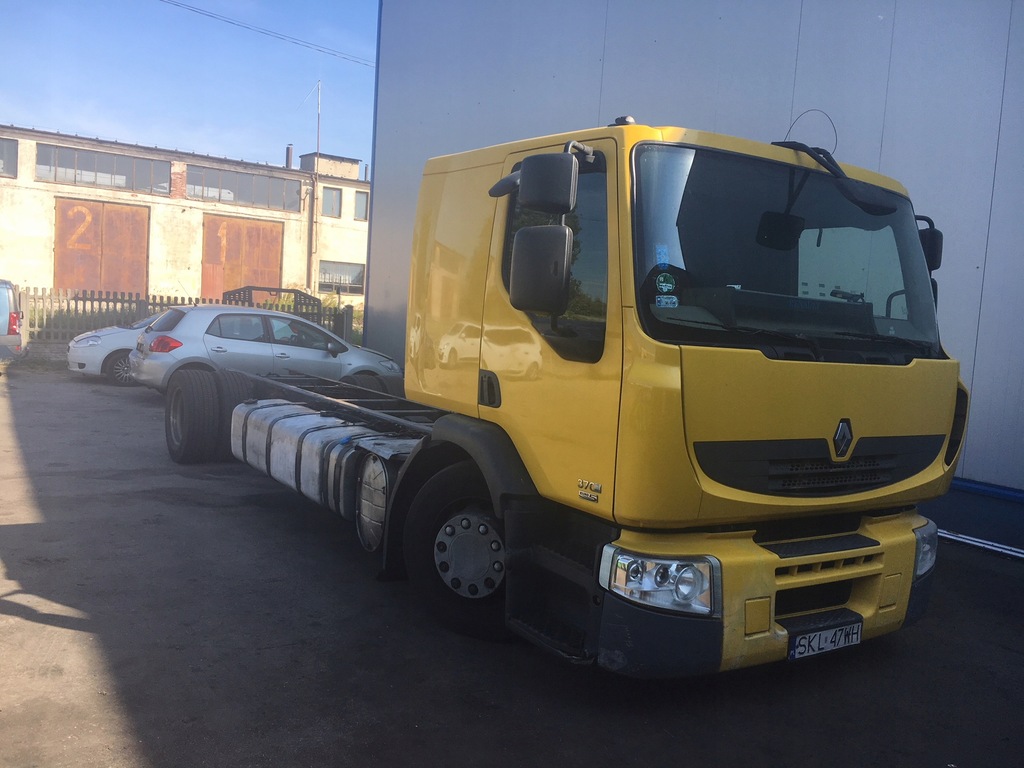 Renault premium фото