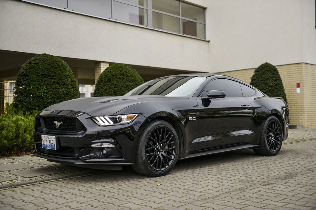 FORD MUSTANG GT 5.0 V8 AUTOMAT 420PS