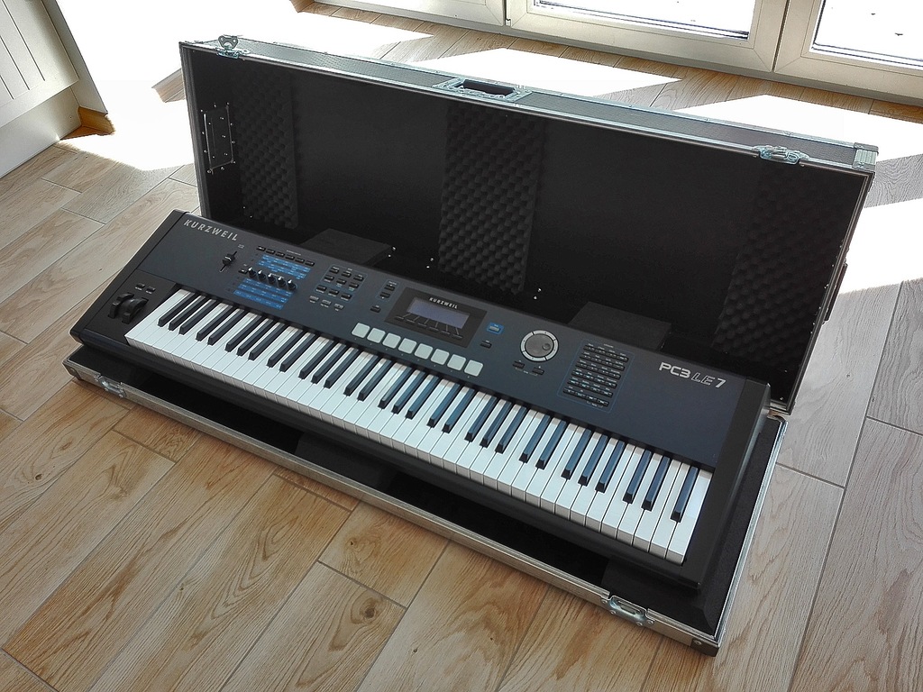 KURZWEIL PC3 LE7 syntezator / pianino / keyboard