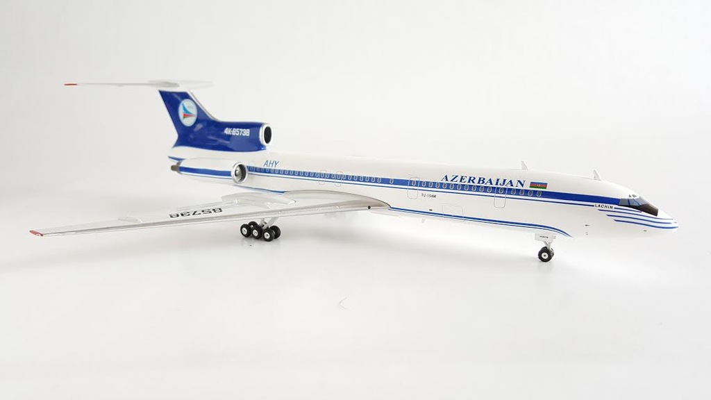 Model Tupolev TU-154 AZERBAIJAN 1:200 METALOWY