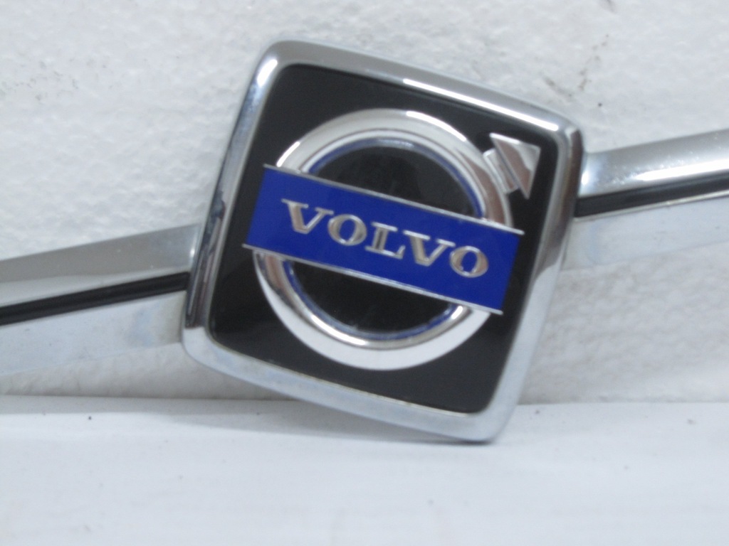 VOLVO Logo znaczek emblemat atrapy grill 7078219890
