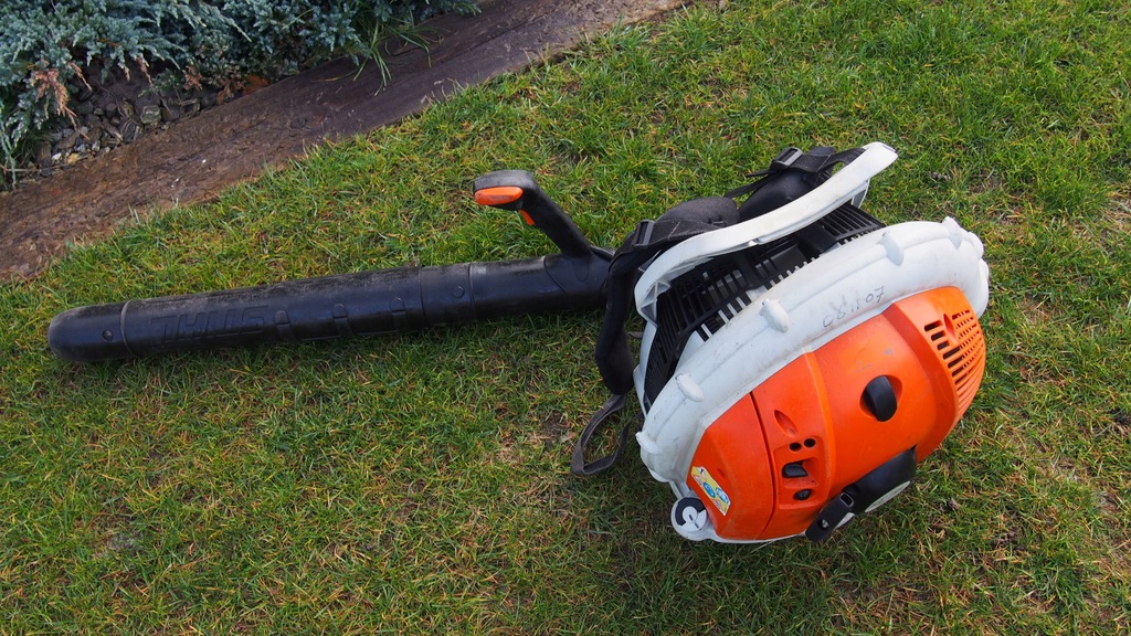 STIHL BR550 BR 550 DMUCHAWA SPALINOWA 7667542996 oficjalne archiwum