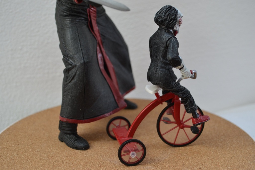 Piła Figurka NECA Jigsaw Killer the saw 7305492204 oficjalne