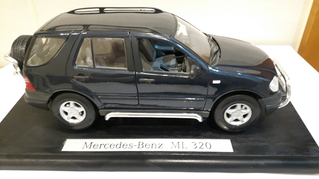 Mercedes Ml 320   1:18 Maisto