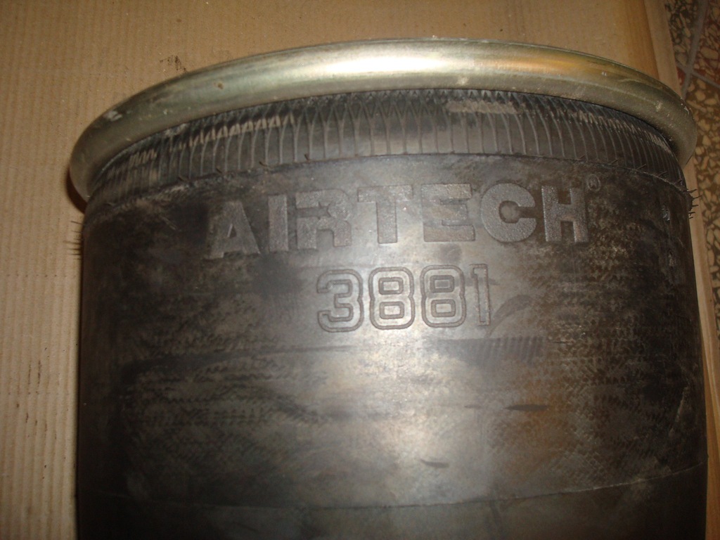 PODUSZKA ZAWIESZENIA AIRTECH 3881