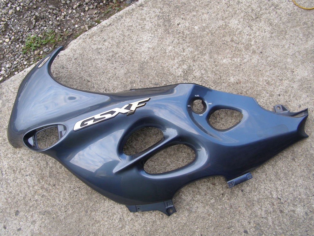 Suzuki GSX600F GSX750F 98-05 lewy bok lewy plastik