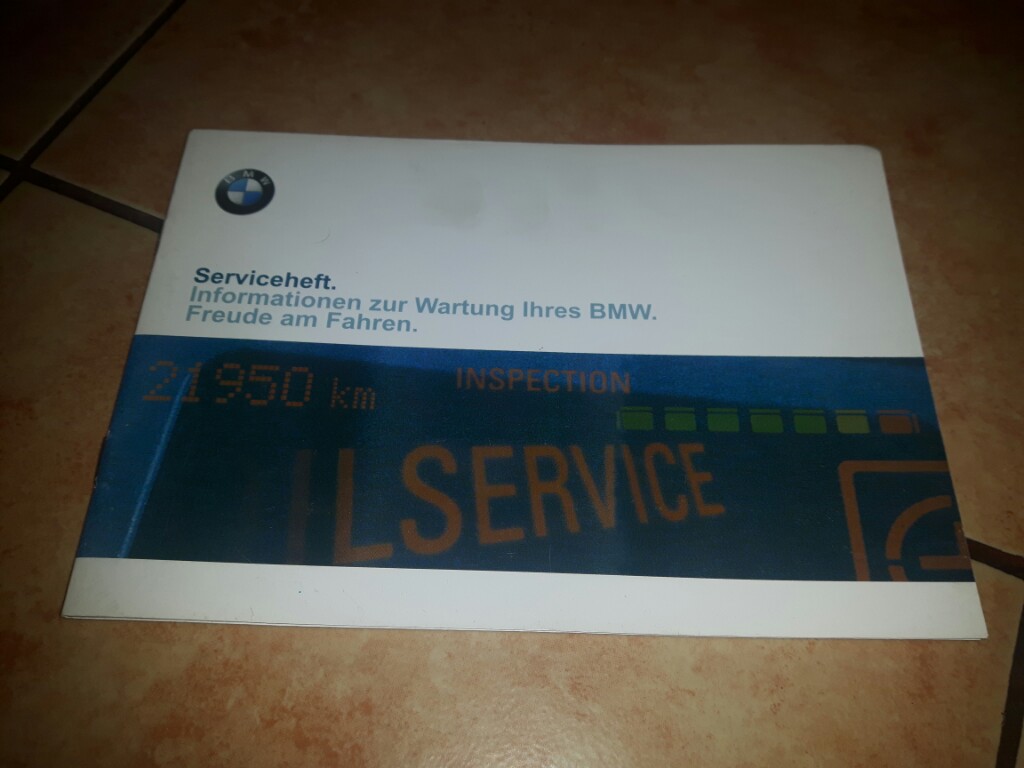 książka serwisowa BMW