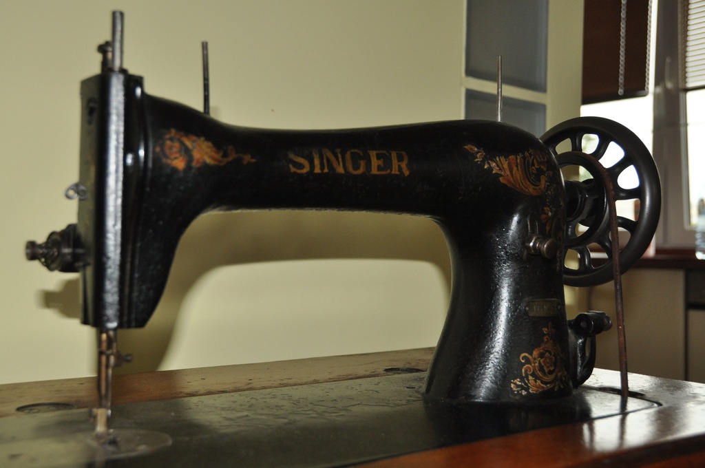Działająca maszyna do szycia SINGER 1920