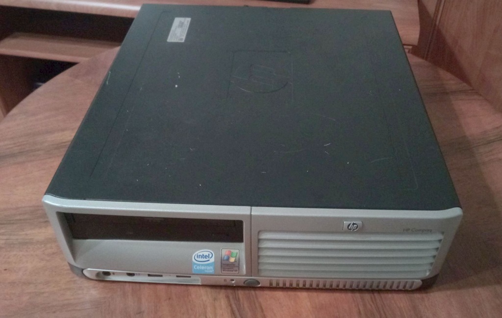 HP Compaq dc7700 SFF E5200 2.5GHz 4GB RAM 160GB