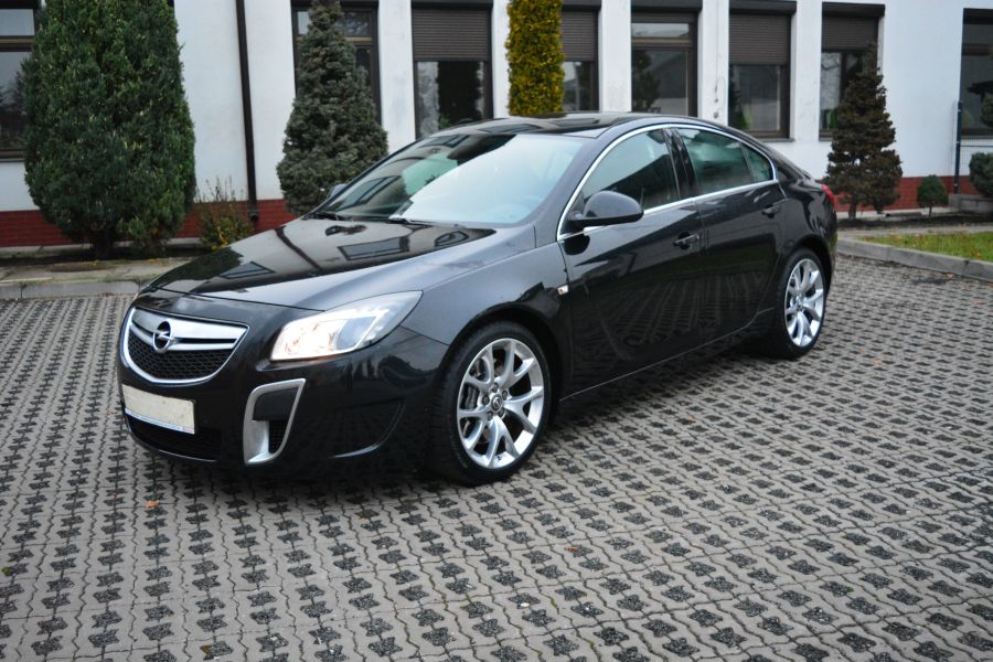 OPEL INSIGNIA OPC 2.8 V6 325 KM 4X4 HATCHBACK