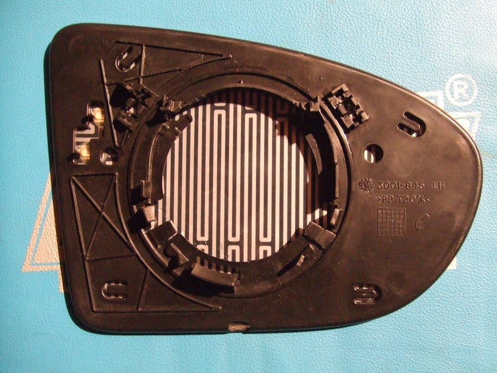 Nissan Qashqai wkład lusterka lewy 3001-845 LH 07r