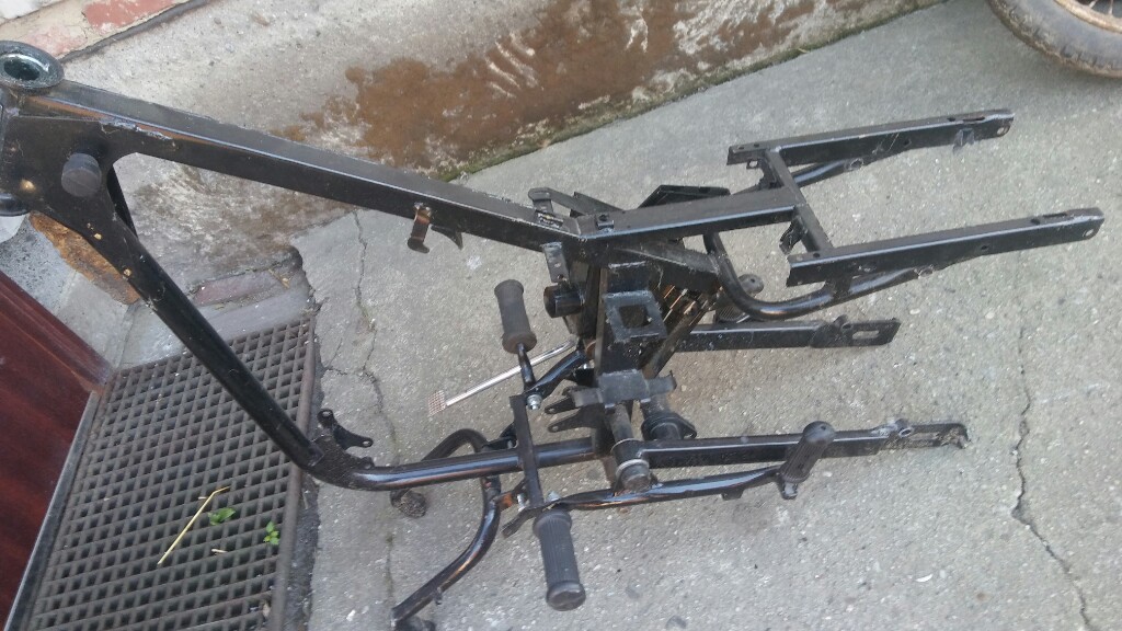 kartery wsk 125 skrzynia silnik blok