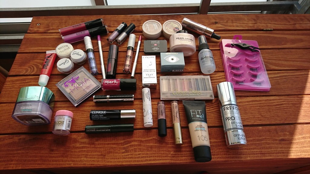 Kosmetyki super zestaw box loreal, Kobo, Kontigo