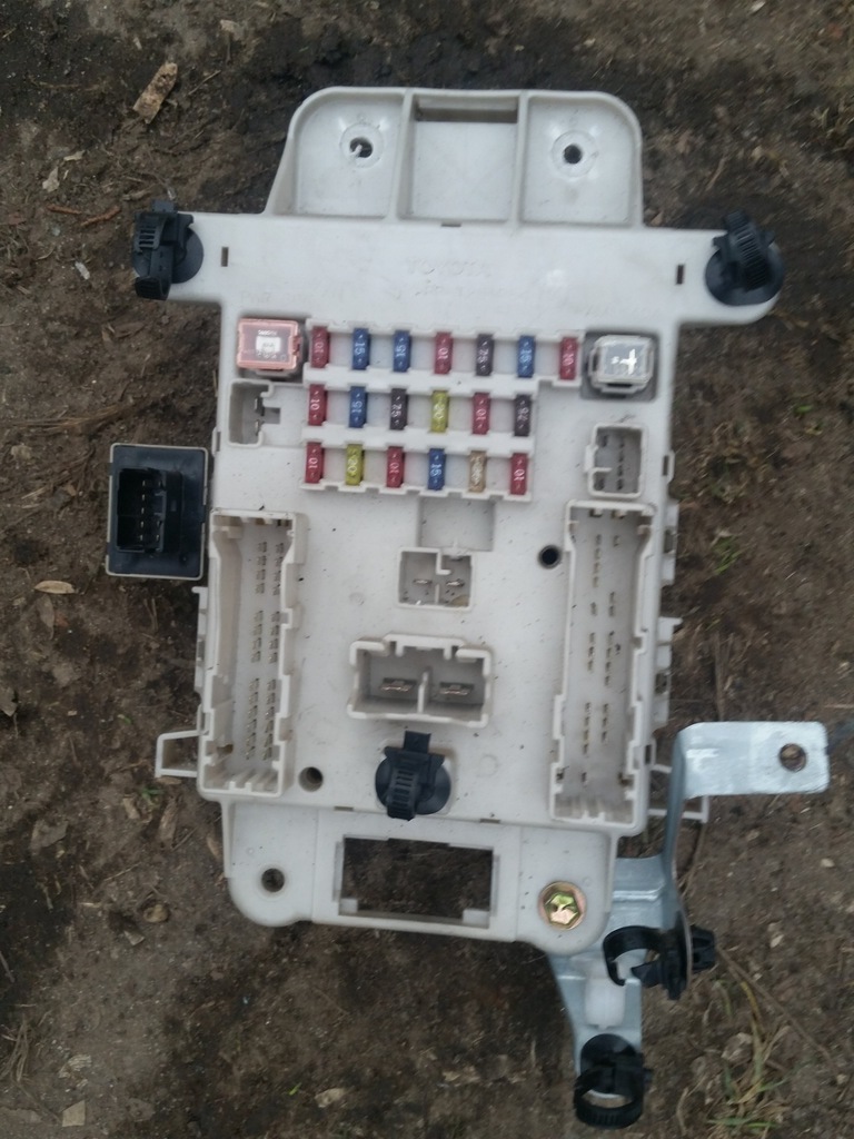 Toyota Rav 4 2.0 D4D 0005 Moduł BSM 7188671561 oficjalne archiwum