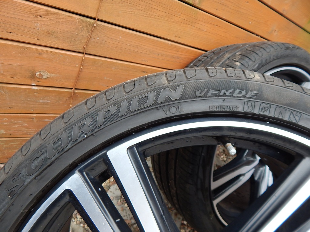 Volvo xc90 r22