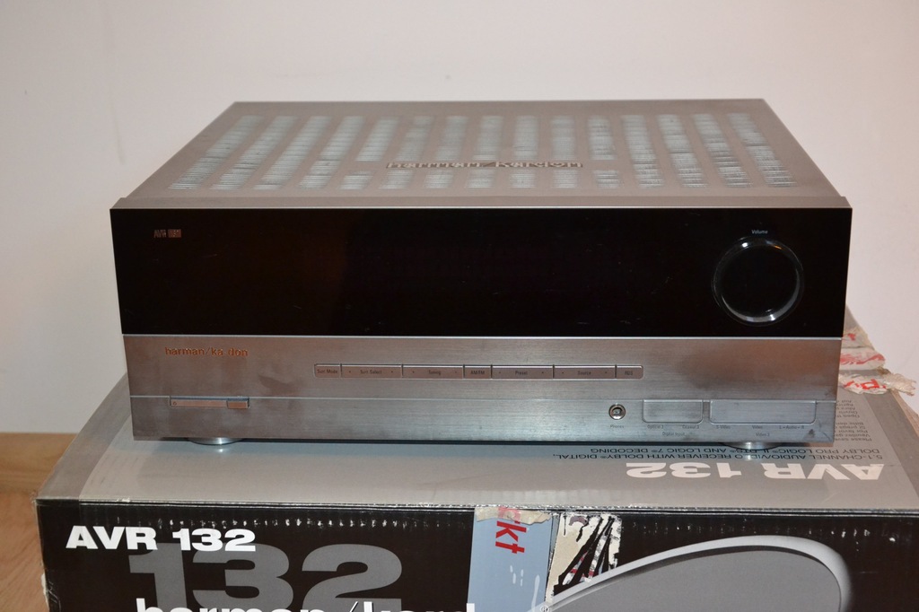 AMPLITUNER AVR 132 HARMAN/KARDON
