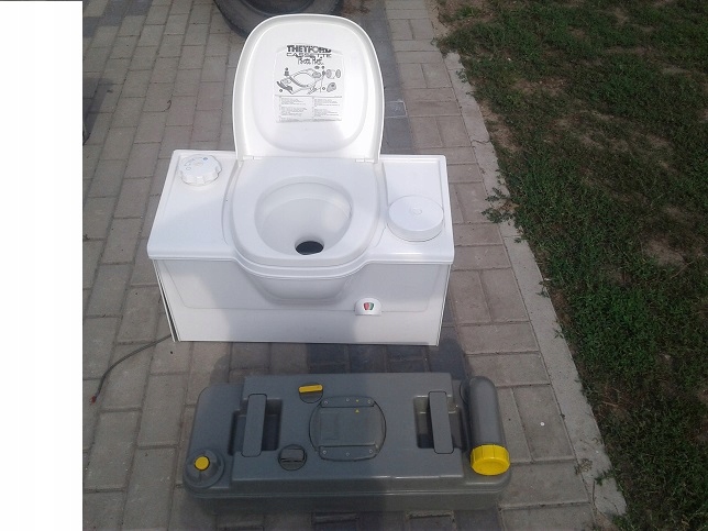 Wc toaleta do przyczepy kempingowej kampera