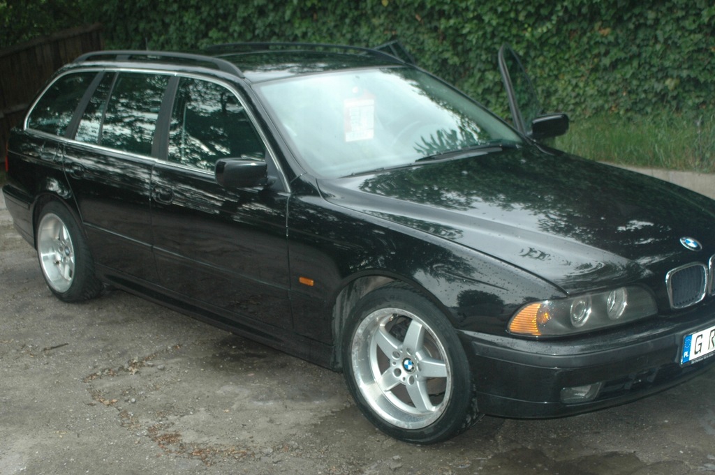 Bmw 5 2001 год