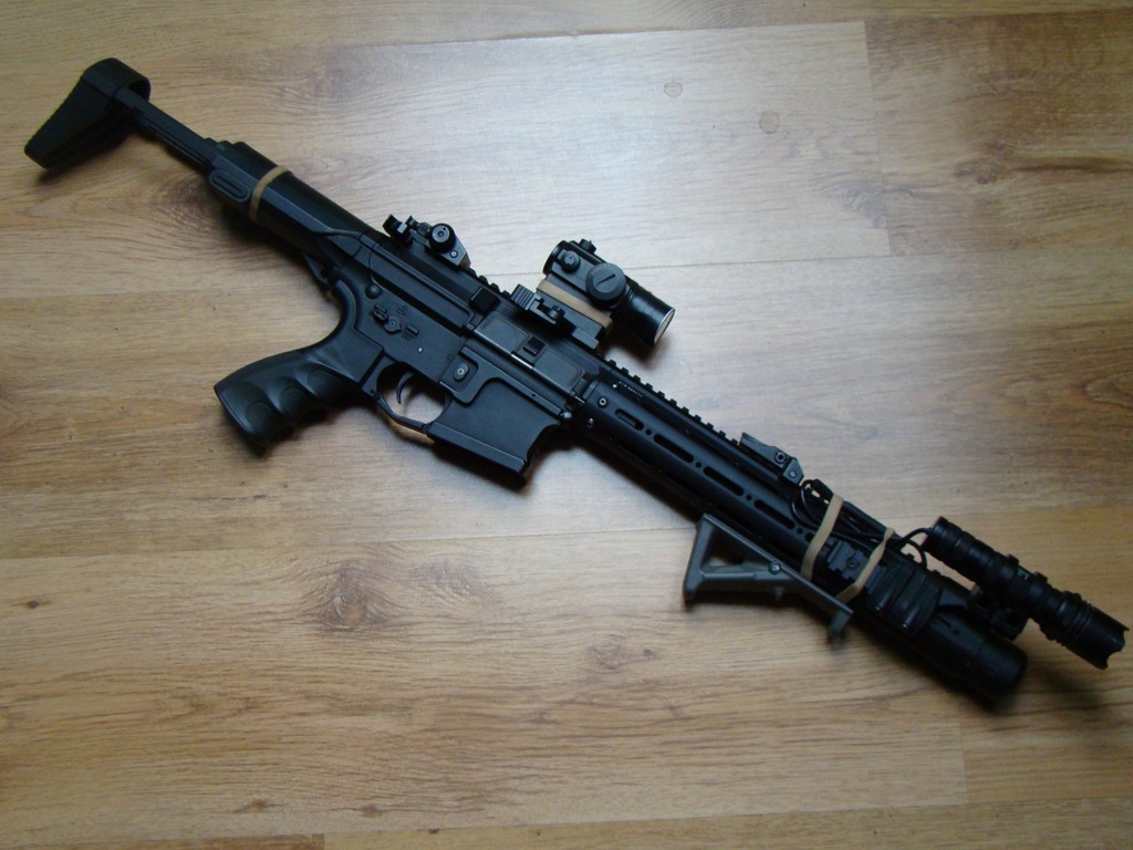 限​定​販​売​】 新品、未使用 G&G PDW15 AR 電動ガンHONEY BADGER ...