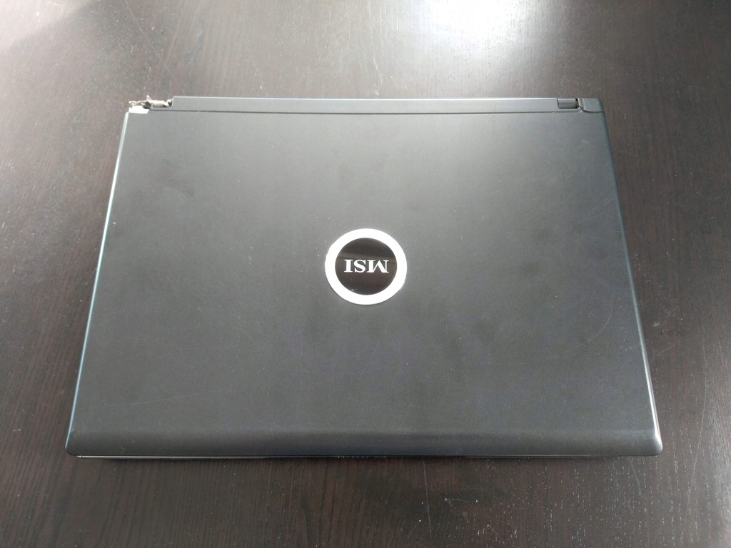 Laptop MSI VR601 na części uszkodzony