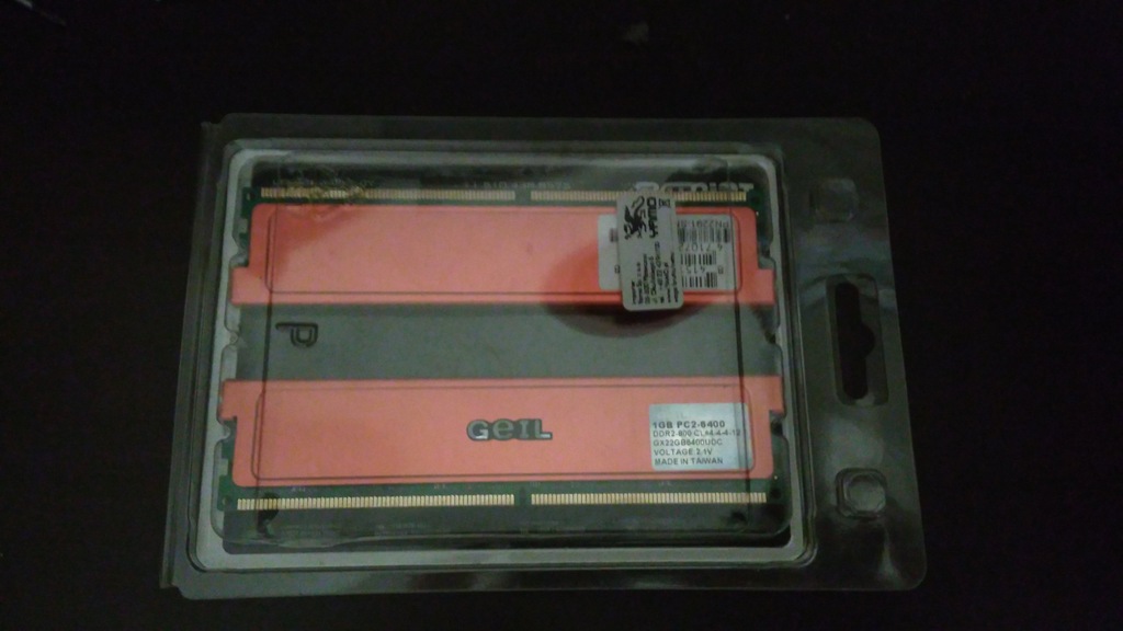 Geil 2x1GB DDR2 CL4 