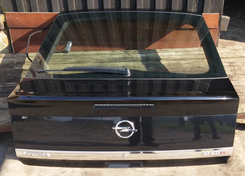 KLAPA TYLNA KOMPLETNA OPEL VECTRA C HB OPC Z20R