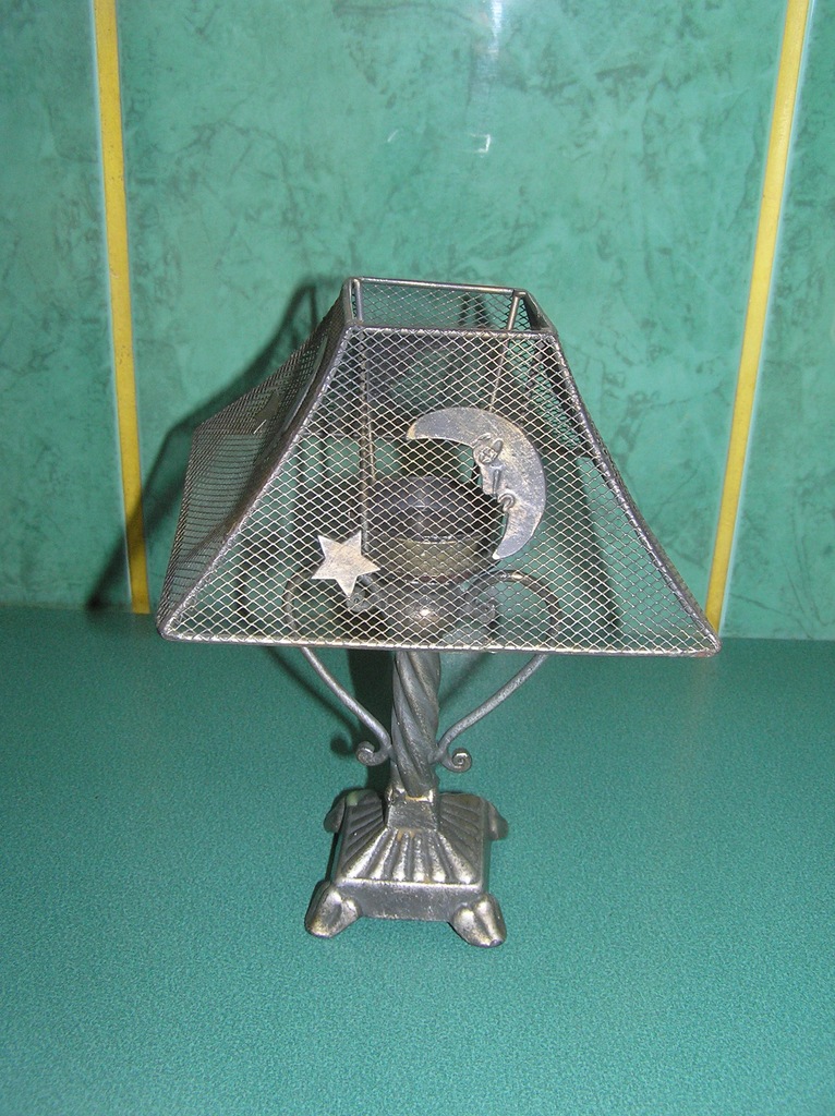 Zabytkowa lampa na wkłady/podgrzewacze zapachowe