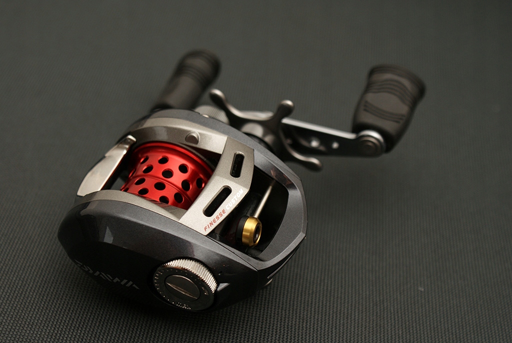 Daiwa Alphas 105 HL KTF Finesse Custom - 7629161190