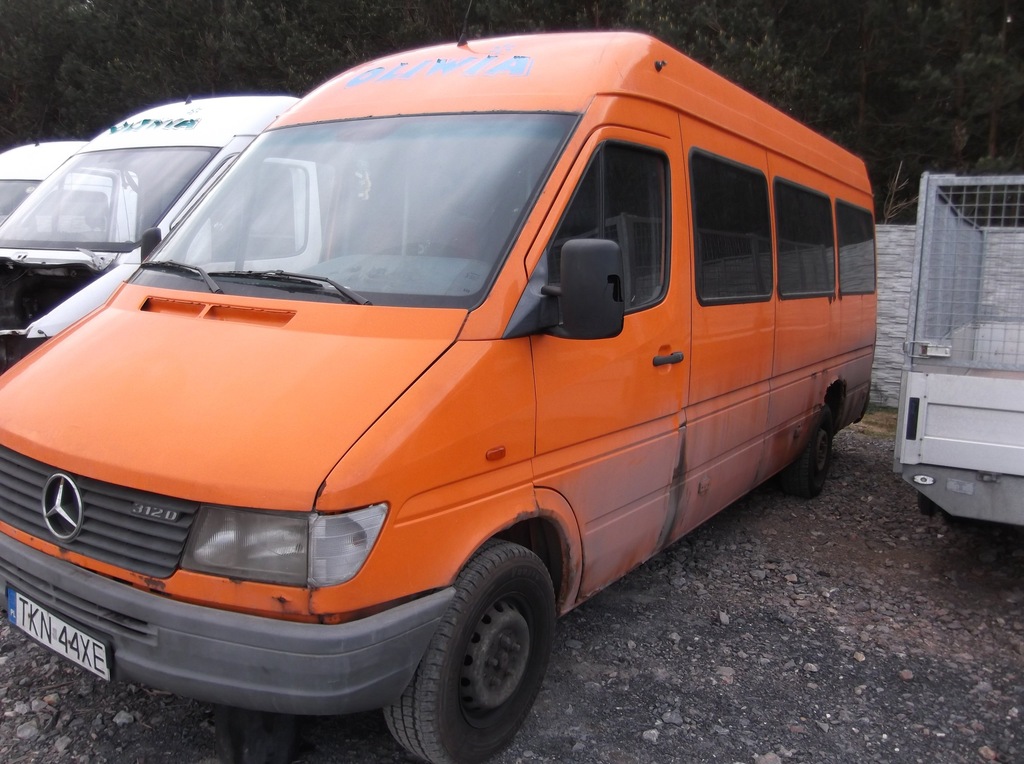 MERCEDES SPRINTER 312 AUTOBUS 20 MIEJSC SPRAWNY