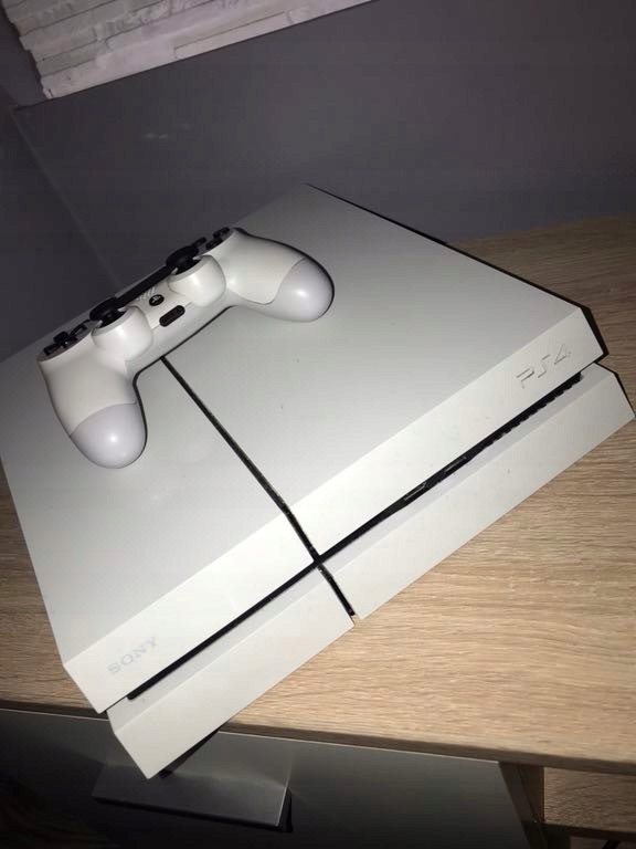 Sprzedam Sony PlayStation 4 PS4 uszkodzony napęd