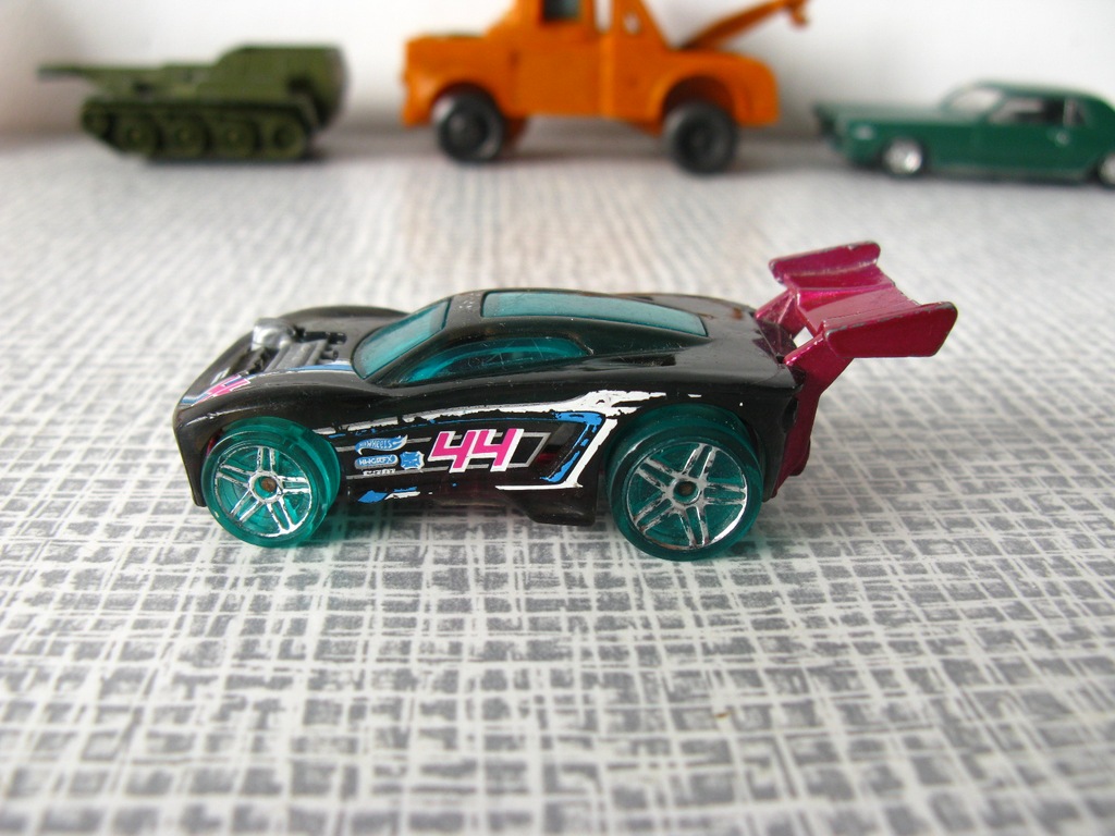 Paradigm Shift 2004, Hot Wheels, model auta ___