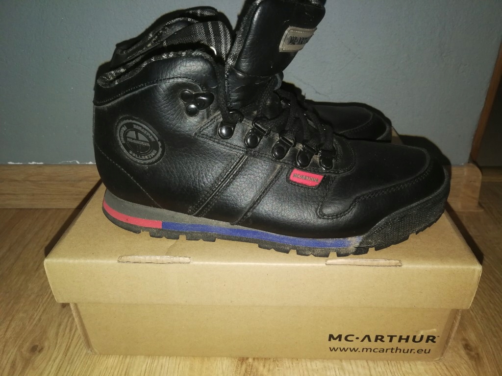 McArthur buty trekingowe skórzane czarne 37,5