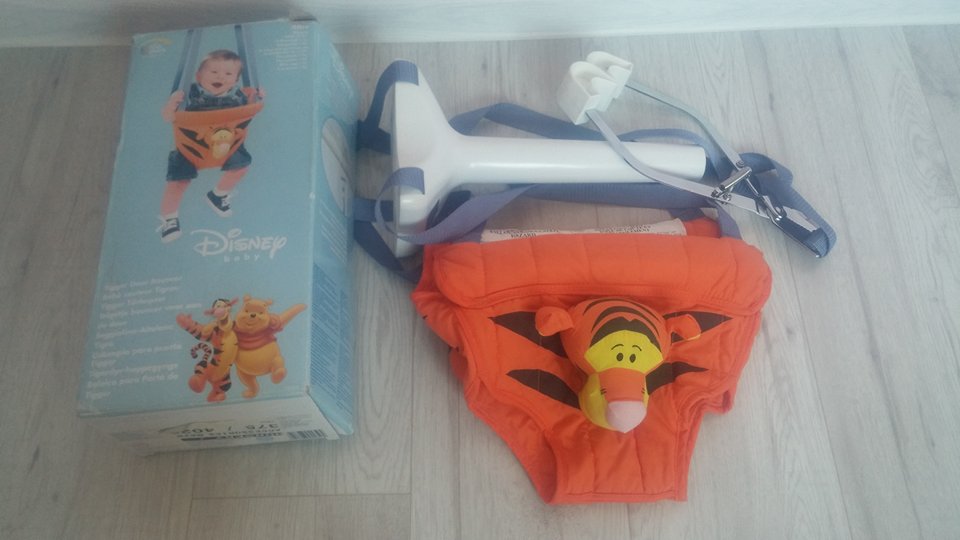 Skoczek TYGRYSEK huśtawka DISNEY huśtawka