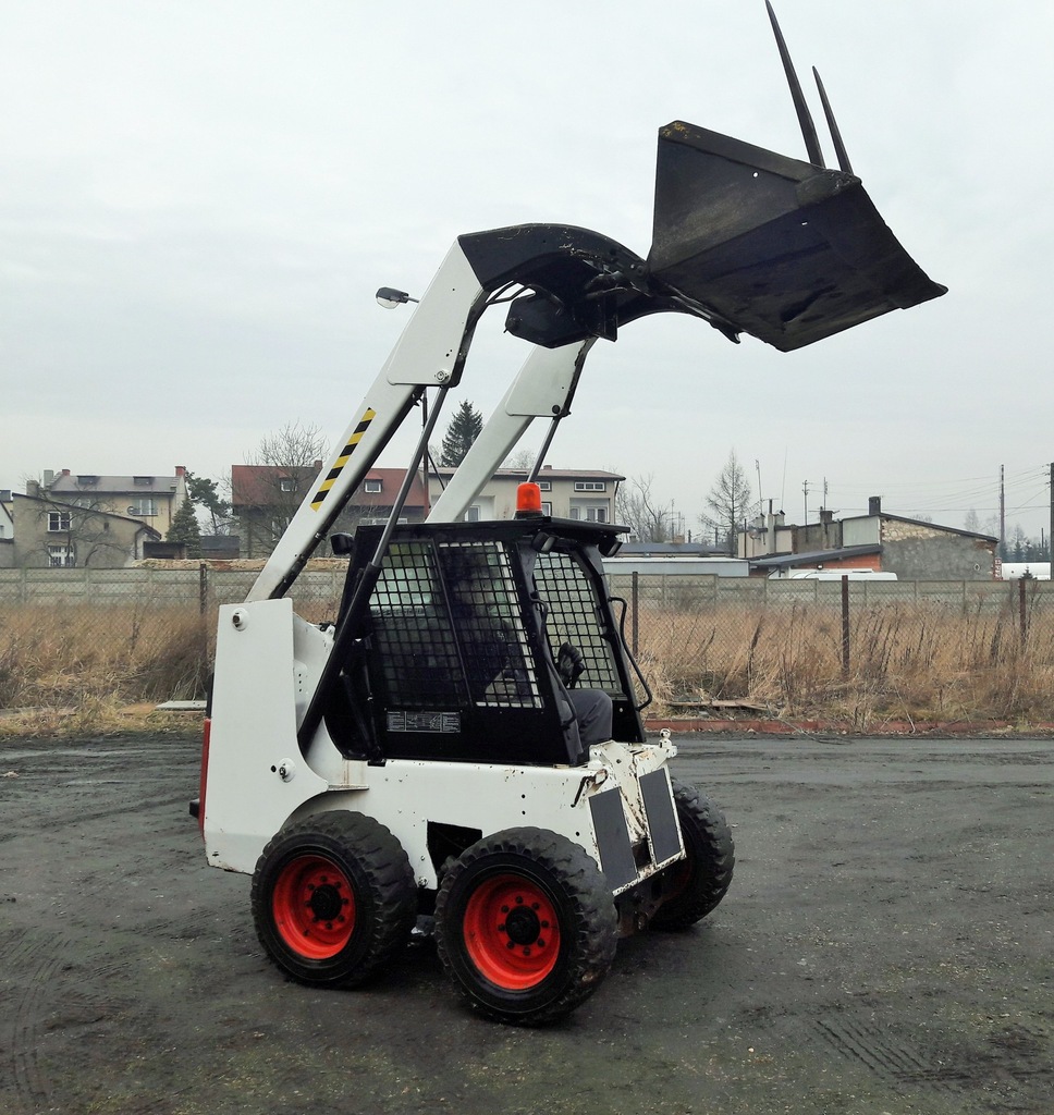 Bobcat miniładowarka ładowarka 853H + widły OKAZJA