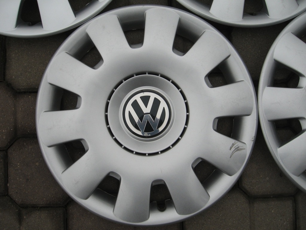 ŁADNE KOŁPAKI VW GOLF IV T4 PASSAT 15 ORYGINALNY