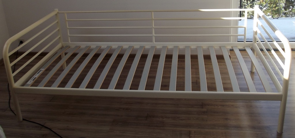 Łóżko IKEA tromso białe metalowe 90x 200
