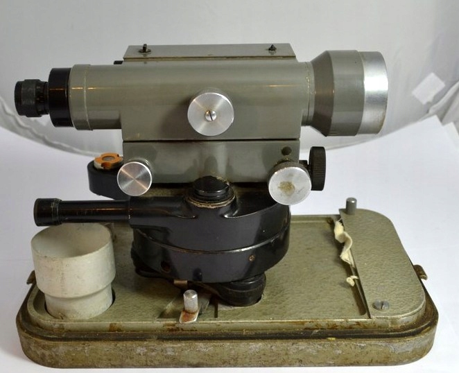 NIWELATOR OPTYCZNY NI - 42