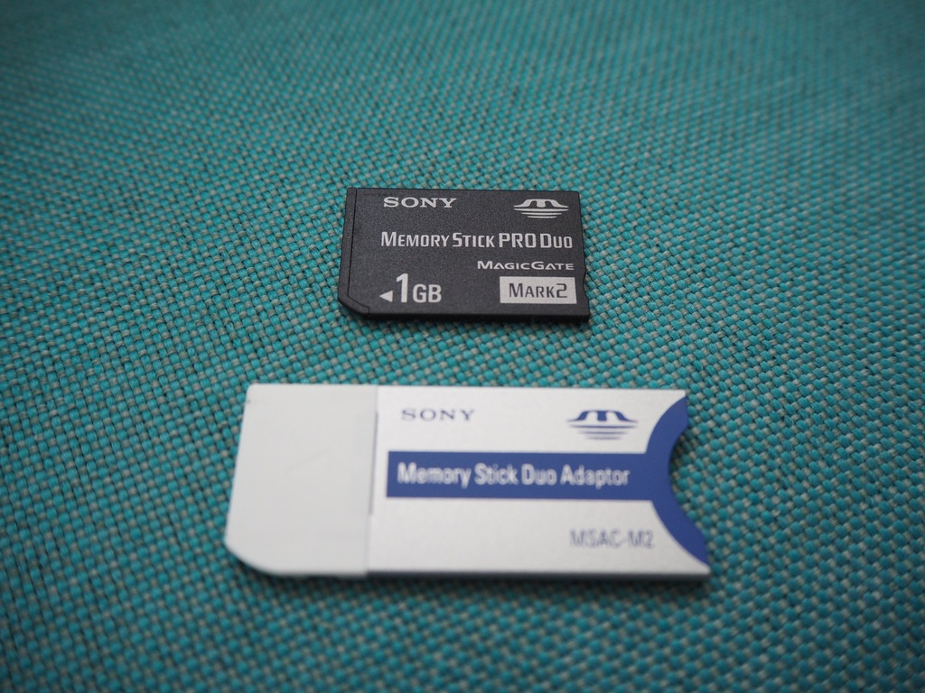 Karta pamięci 1Gb Sony Memory Stick Pro Duo+Adapte
