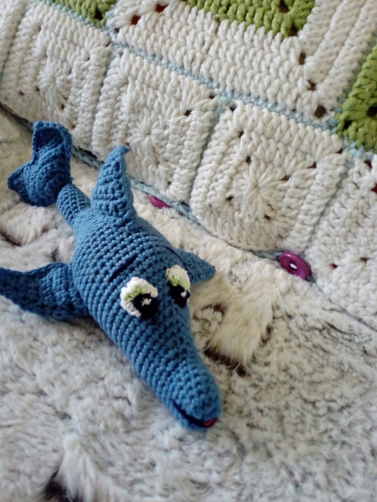 Maskotka Delfinek na szydełku hand made