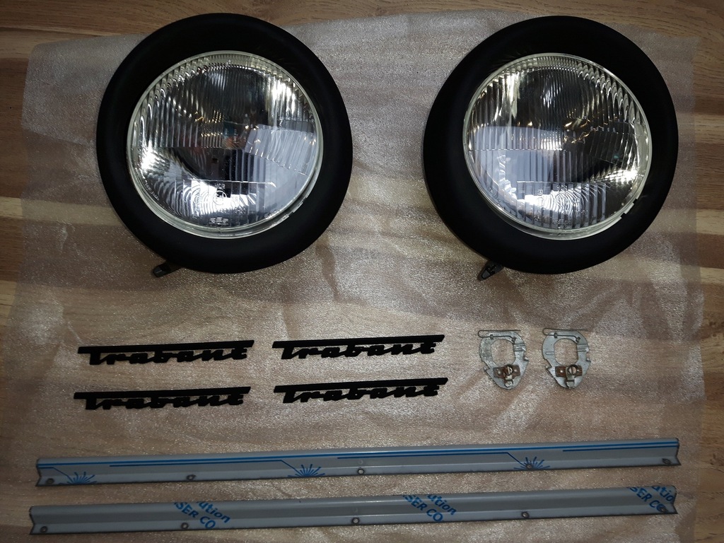 Lampy Reflektory H4  RUHLA DDR - Trabant