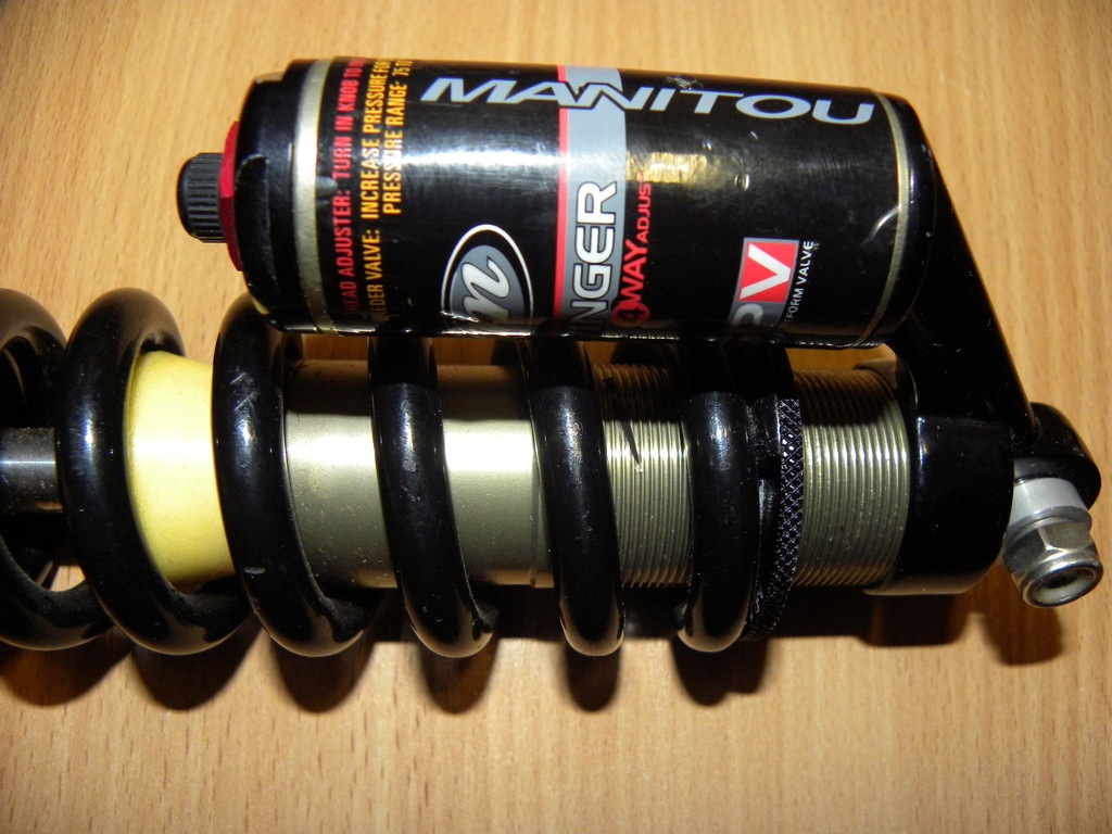 Manitou Swinger 4way SPV amortyzator