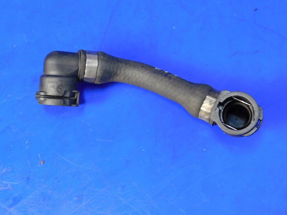 BMW E46 320D 2.0D PRZEWÓD WĄŻ RURA WODY 8375796