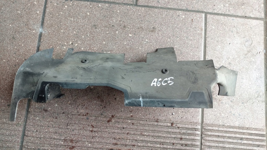 Osłona Chłodnicy Audi A6 C5 2.5TDI 8D0121284B