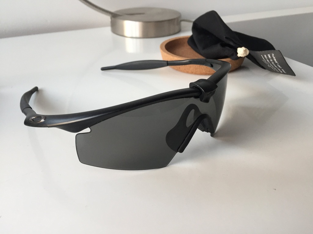 okulary Oakley M-Frame (clear + black)