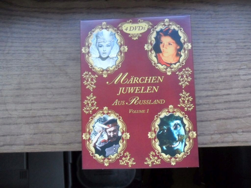 DWA ALBUMY 8 DVD PIĘKNE STARE ROSYJSKIE BAŚNIE