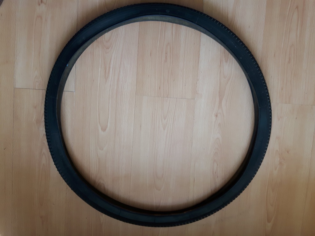 Opona 28x1,75 Nowa PRL DEGUM Czarna