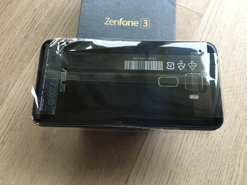 ASUS ZenFone3 ZE520KL 3G/32G SIMフリー ブラックスマートフォン/携帯 ...