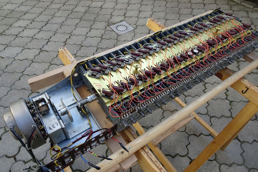 Hammond B3 Tonewheel Generator