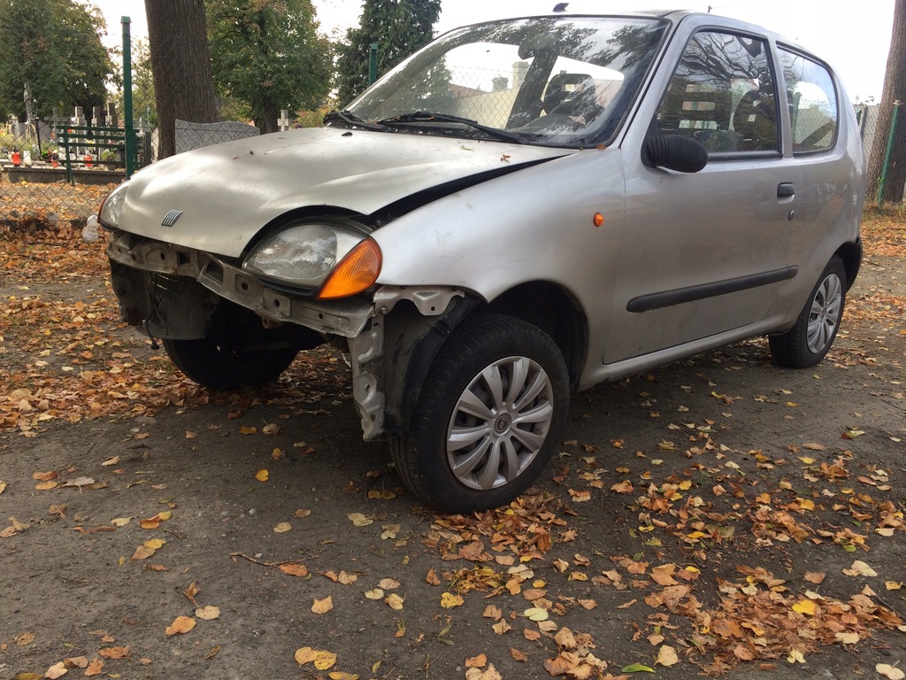 Fiat Seicento 900- uszkodzony