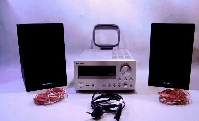 KOMPAKTOWA MINI WIEŻA CD ONKYO CR 555 PILOT ZESTAW